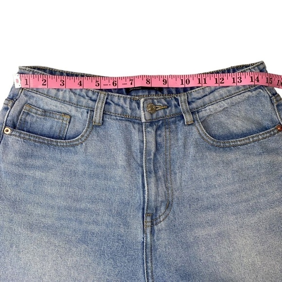 Pretty Little Thing Vintage Wash High Rise Barrel Leg Mom Denim Jeans Size 8 - Picture 6 of 11